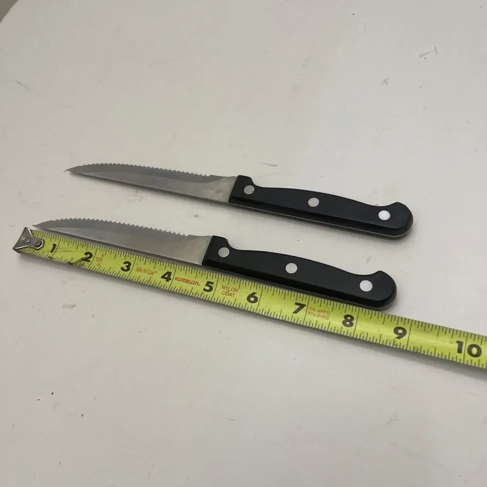 2 Chicago Cutlery 4E11D Steak Knives Serated Replacement Pieces